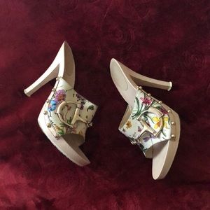 Gucci Floral and Gold-Toned Wood Heel Mules/Slides